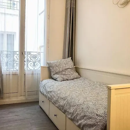 Appartement Joli 3 Pieces 5 Pantheon